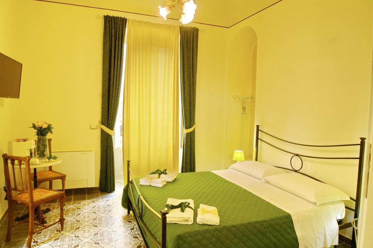 Domus Aurea Bed & Breakfast Montalbano Elicona Exterior photo