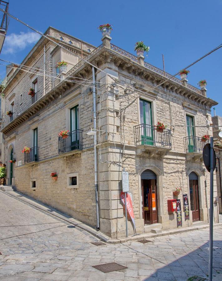 Domus Aurea Bed & Breakfast Montalbano Elicona Exterior photo