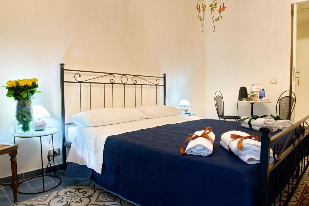 Domus Aurea Bed & Breakfast Montalbano Elicona Exterior photo
