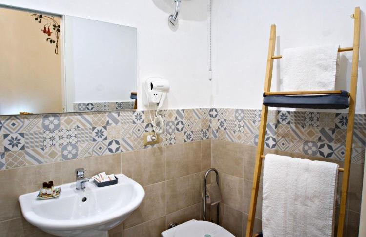 Domus Aurea Bed & Breakfast Montalbano Elicona Exterior photo
