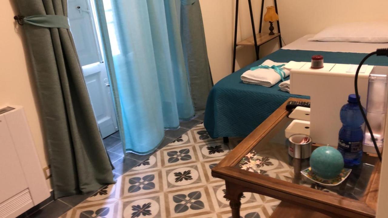Domus Aurea Bed & Breakfast Montalbano Elicona Exterior photo